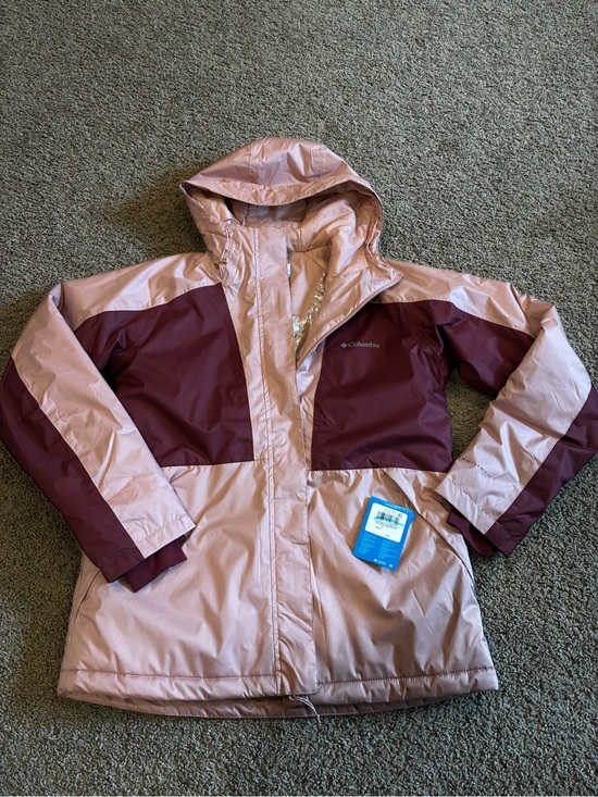 Columbia Jackets & Blazers - Columbia Women’s Hooded Two-Tone Pink & Burgundy Coat